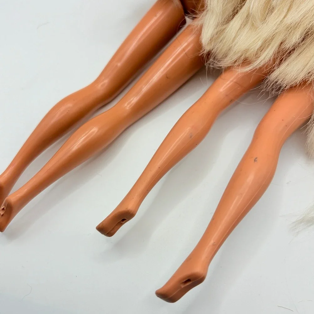 Mattel Vintage 1992 Caboodles Barbie and Extra Doll Lot Blonde 90s Toys Retro